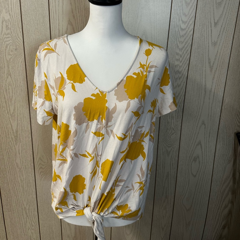 Ann Taylor Factory Yellow and Cream Floral Knot Front Top